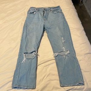 Abercrombie Ankle Straight Ultra High Rise Jeans Size 28 Short light wash